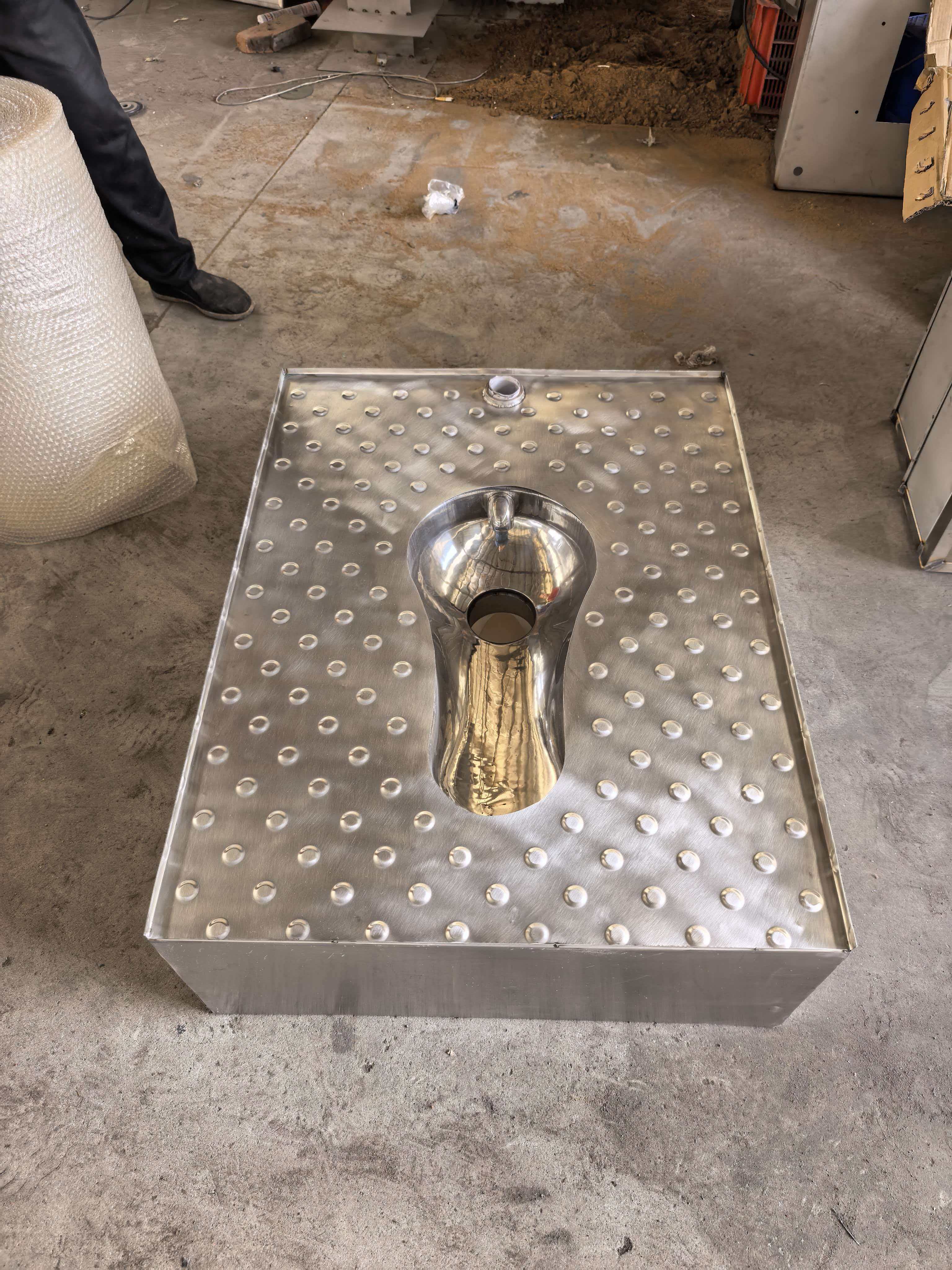 河间不锈钢一体蹲便器